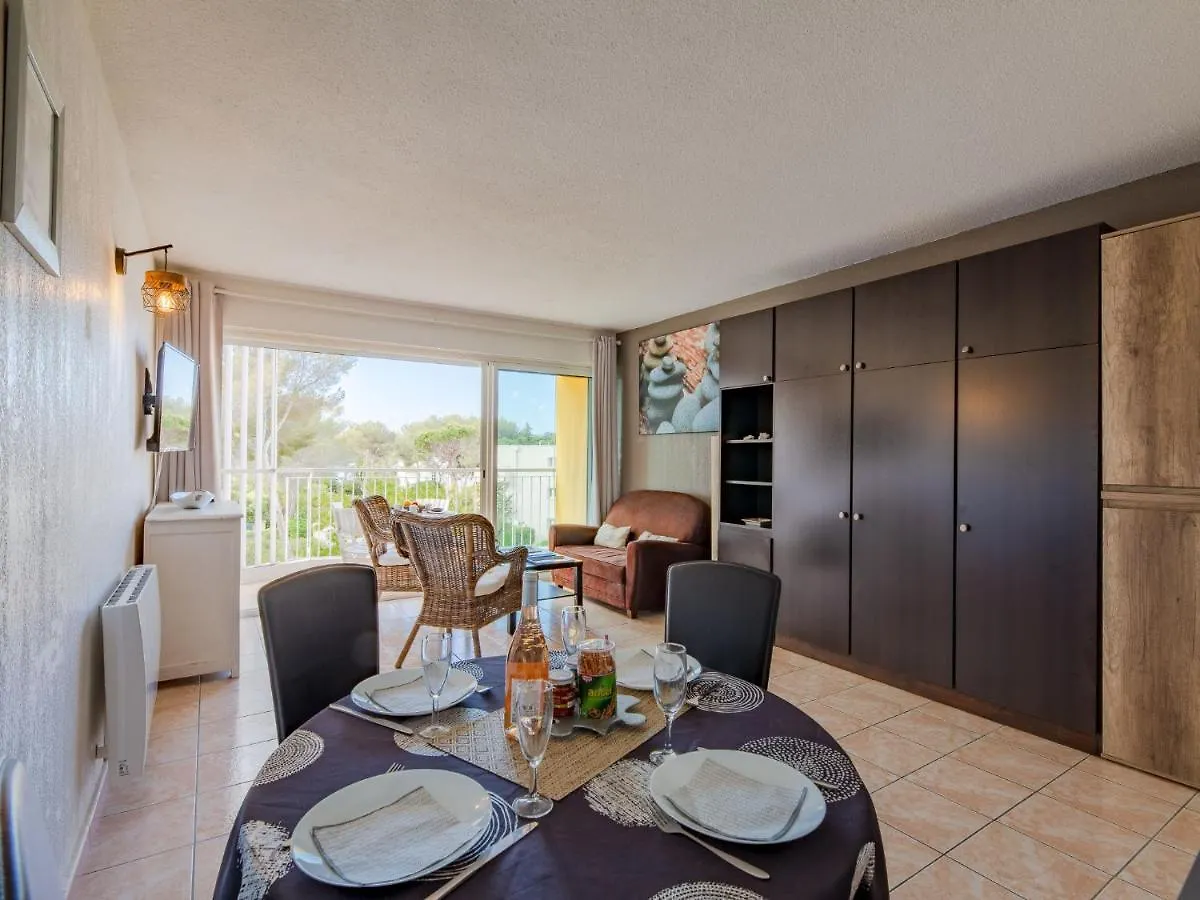 Apartament Studio Residence Le Boreal-2 By Interhome Saint-Raphaël